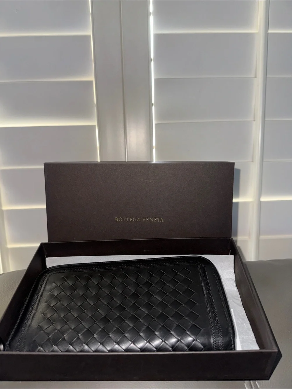 Bottega Veneta Black Woven Leather Zip Wallet EUC w/ COA ✨Full Inclusion❣️